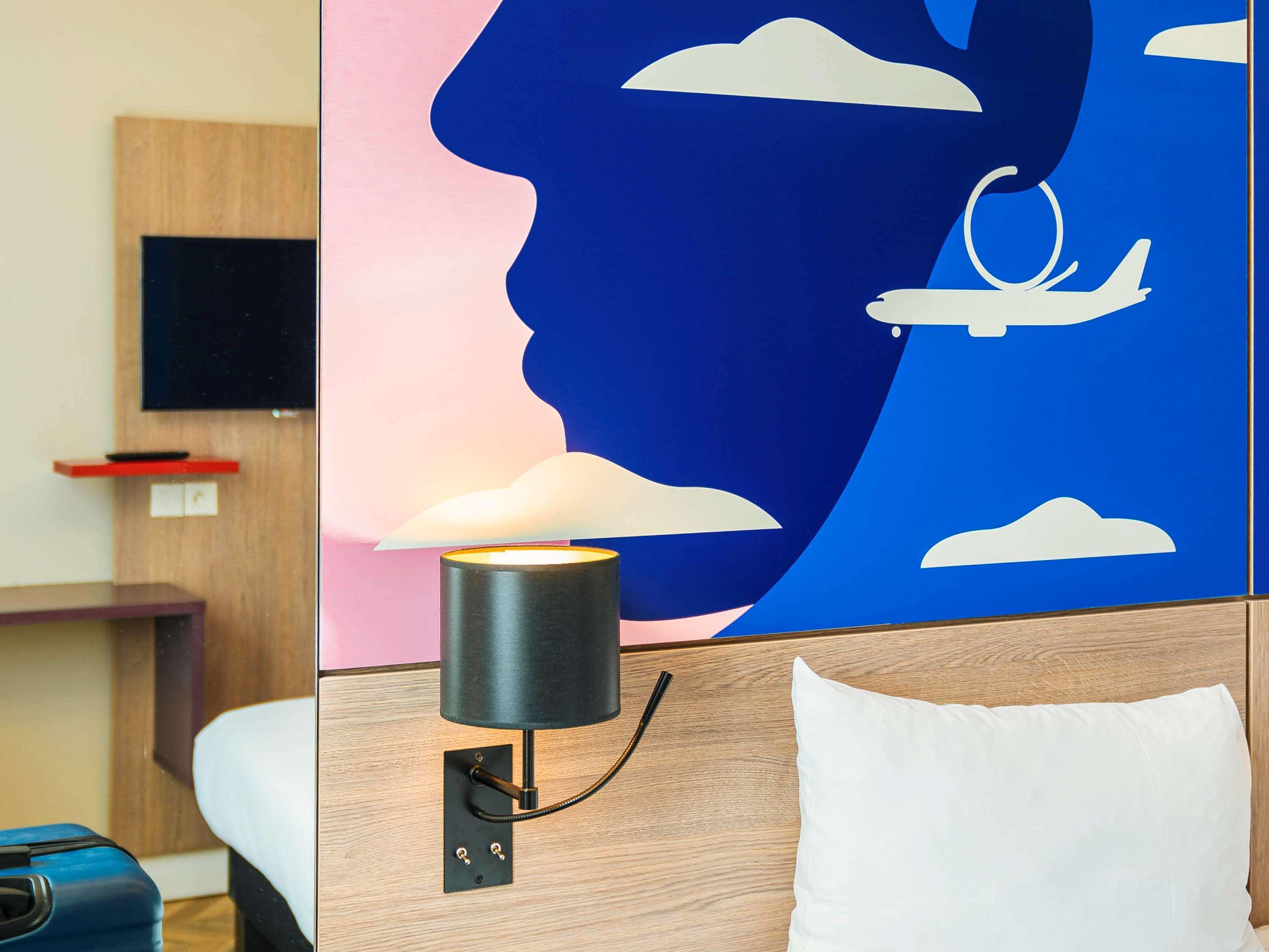 Hotel Ibis Styles Aeroport Arenas 3*