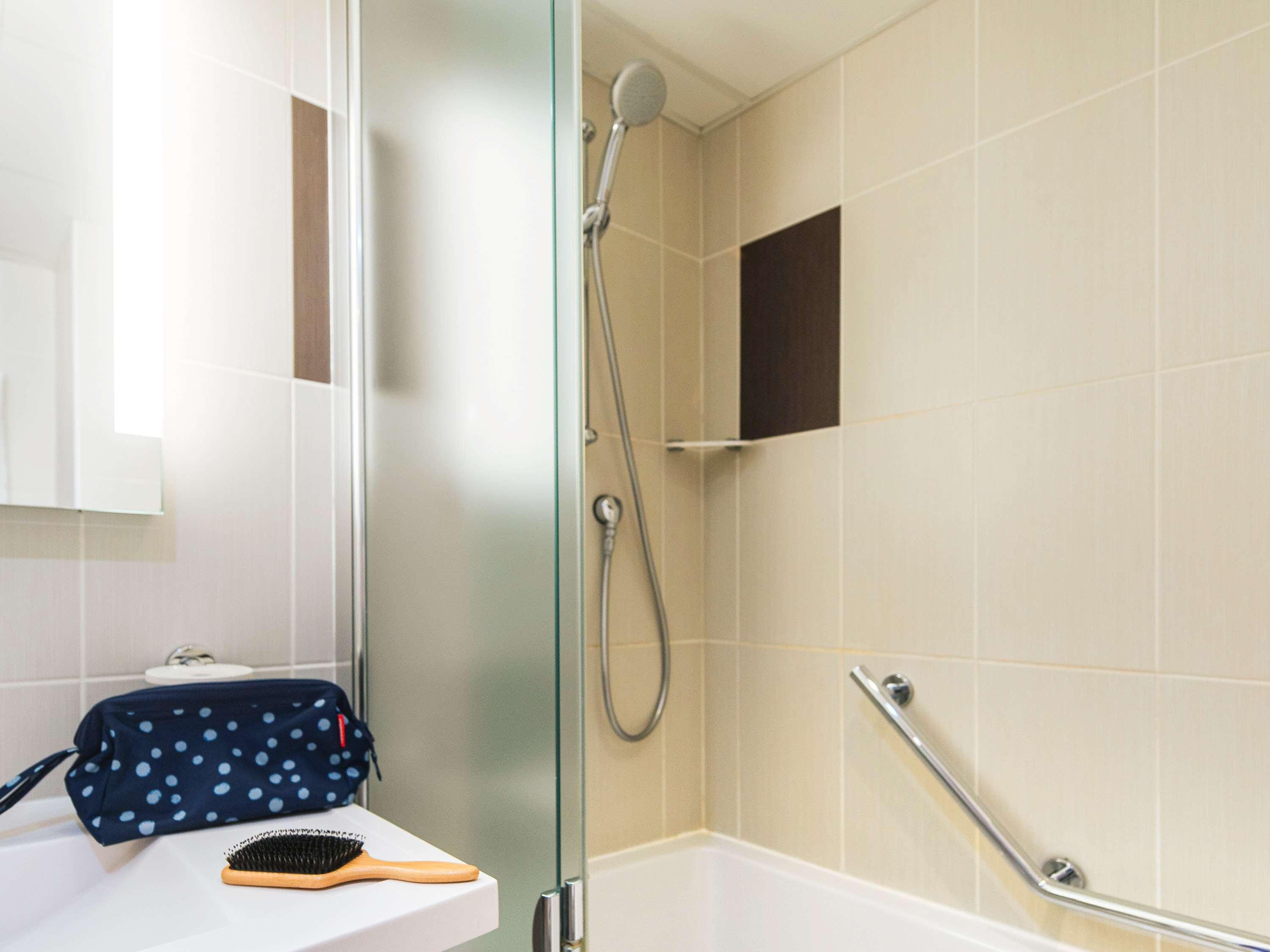 Hotel Ibis Styles Aeroport Arenas 3*