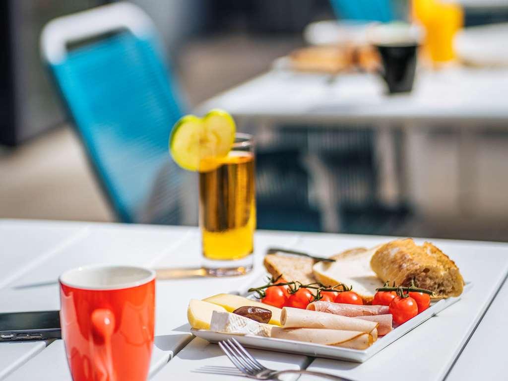 Ibis Styles Aeroport Arenas Hotel